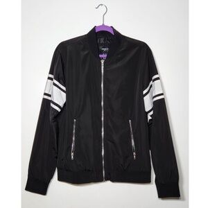 Forever 21 Men’s Black Bomber Jacket (Size Small) – Streetwear Style